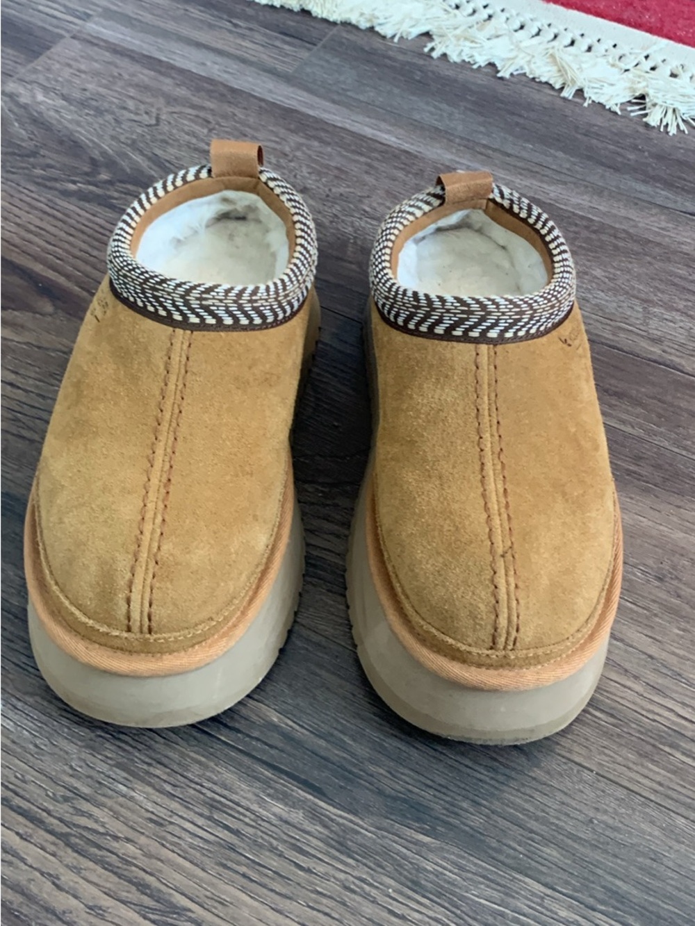 Koolaburra by Ugg Slip Ons